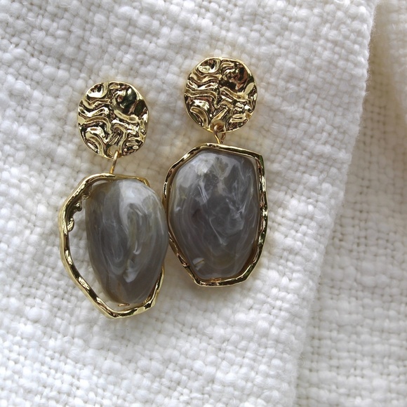 Sterling Silver "Winter" Drop Stone Pendants with Gold Casing - Picture 3 of 13